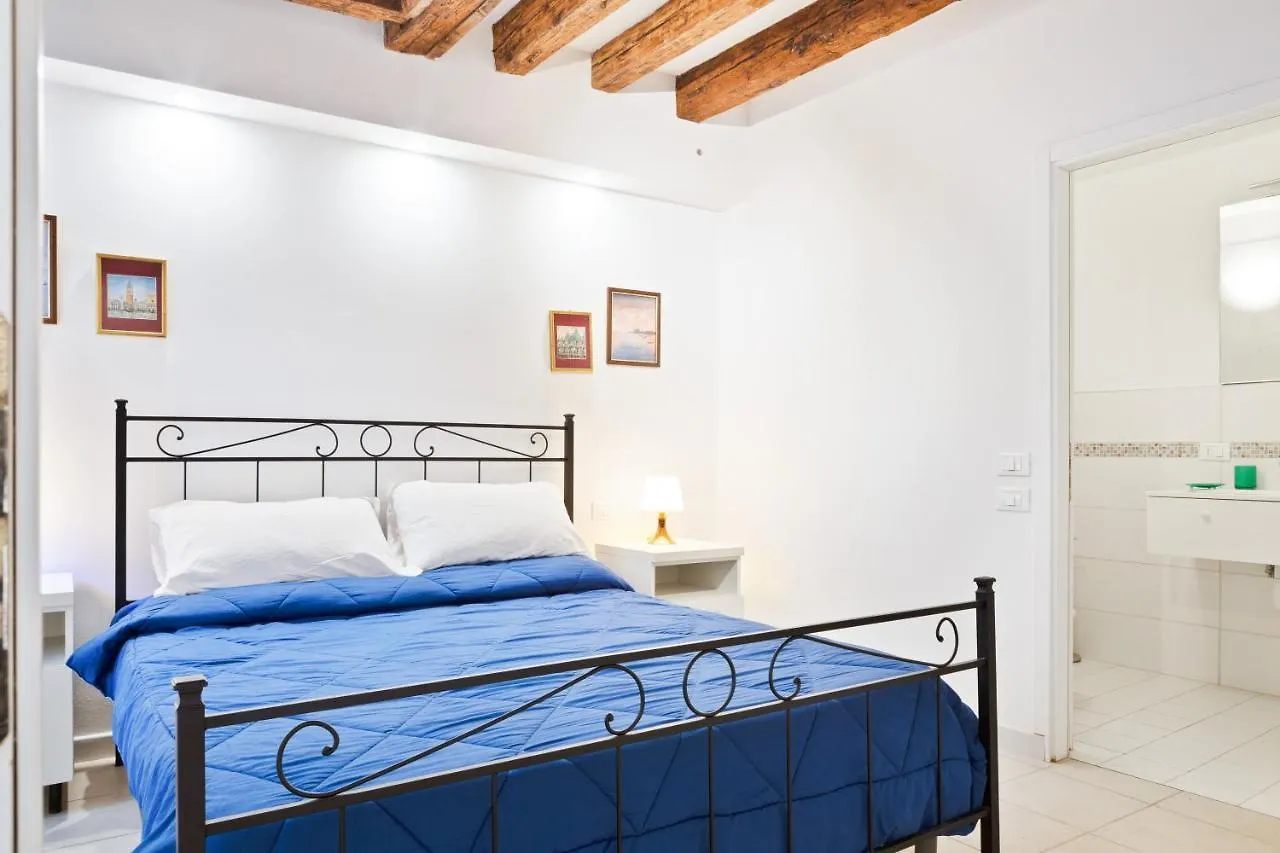 Sant'Alvise Romantic Studio Venice Apartment
